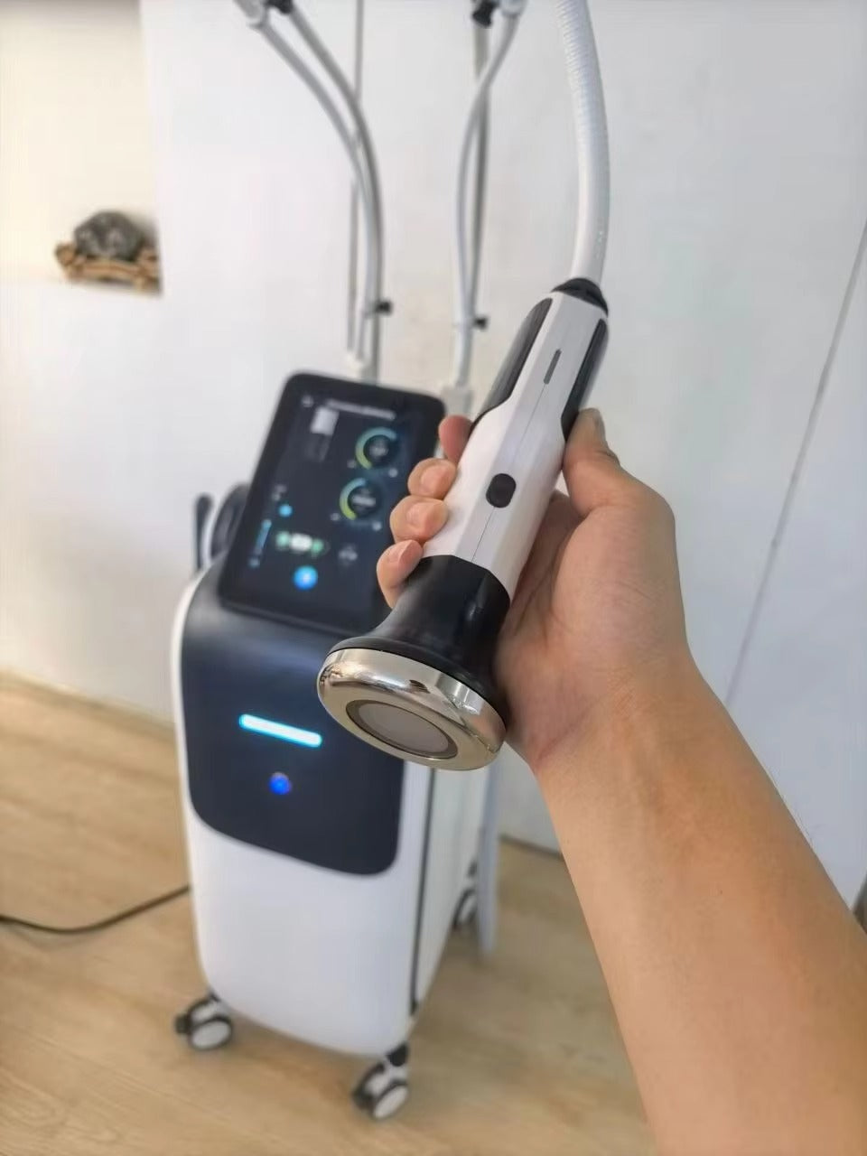 2 In 1 onda pro 2.45GHZ coolwave fat reduce skin tighten with hiemt muscle stimulation slimming beauty machine